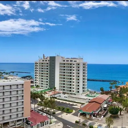 Capocabana Las Americas *