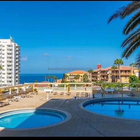 Capocabana Las Americas *